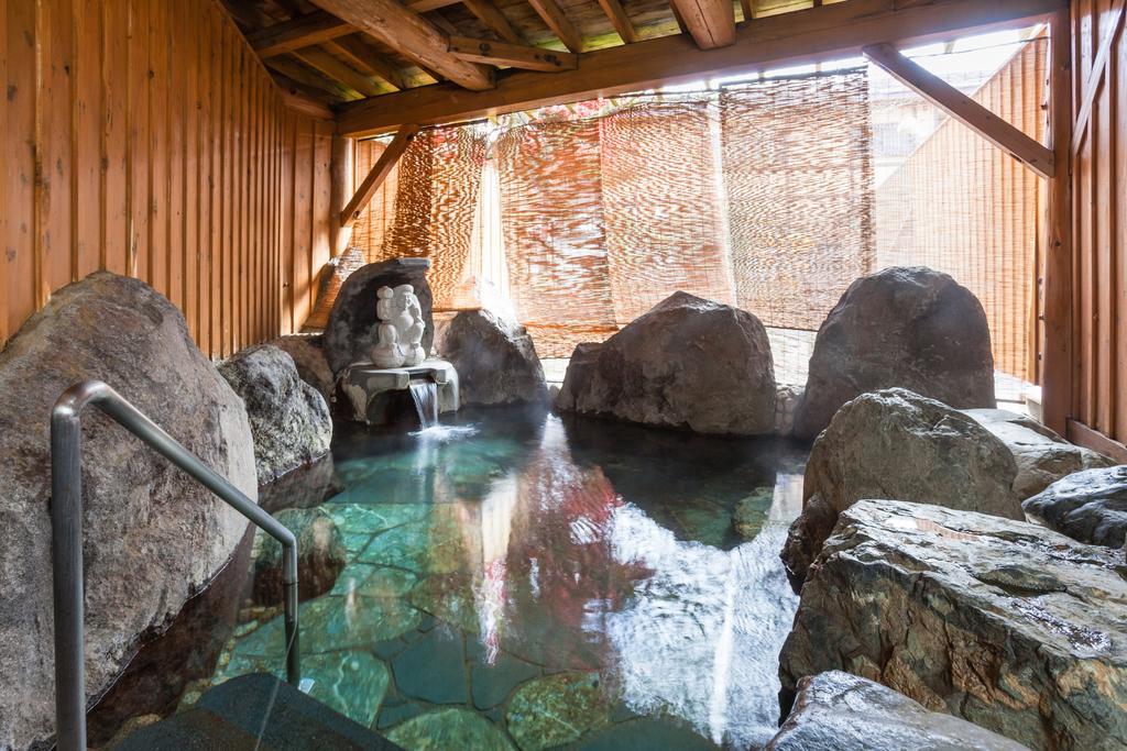 מלון יוזאווה Mikunitoge Onsen Oyado Honjin מראה חיצוני תמונה