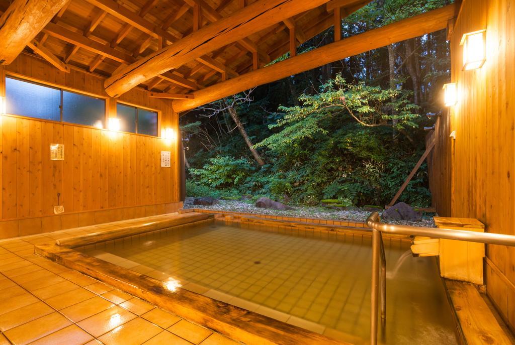 מלון יוזאווה Mikunitoge Onsen Oyado Honjin מראה חיצוני תמונה