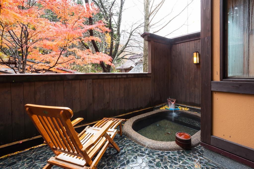 מלון יוזאווה Mikunitoge Onsen Oyado Honjin מראה חיצוני תמונה